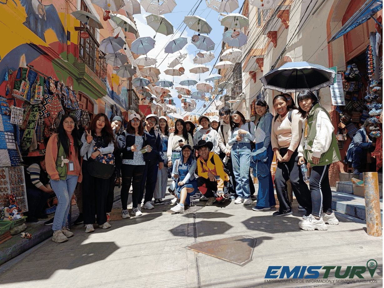 Recorrido académico por la tradicional Calle Jaén, uno de los sectores coloniales más emblemáticos de La Paz, reconocido por su arquitectura histórica, museos y atractivo turístico cultural.